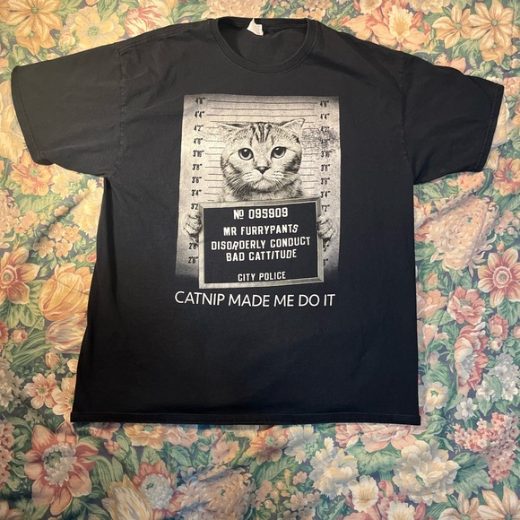 VINTAGE GRAPHIC T SHIRT - Picture 1 of 5